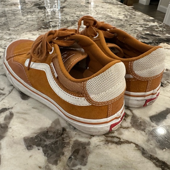 Vans Women's Sneakers - Picture 3 of 4